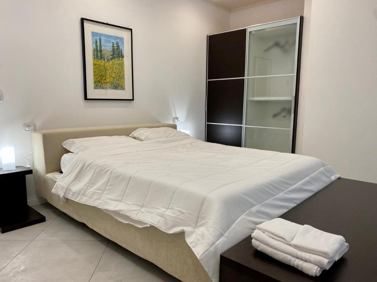 Apartament Crespi In Fiera Bolonia Zewnętrze zdjęcie